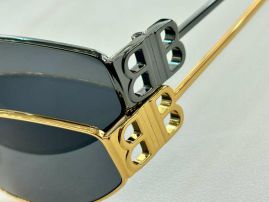 Picture of Balenciga Sunglasses _SKUfw56655945fw